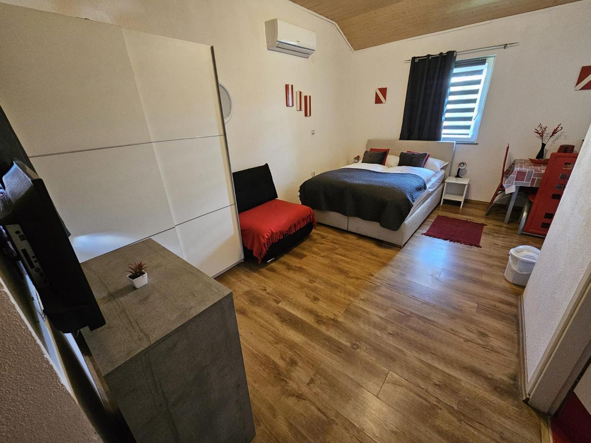 House Petra Apartment Rakovica Bagian luar foto